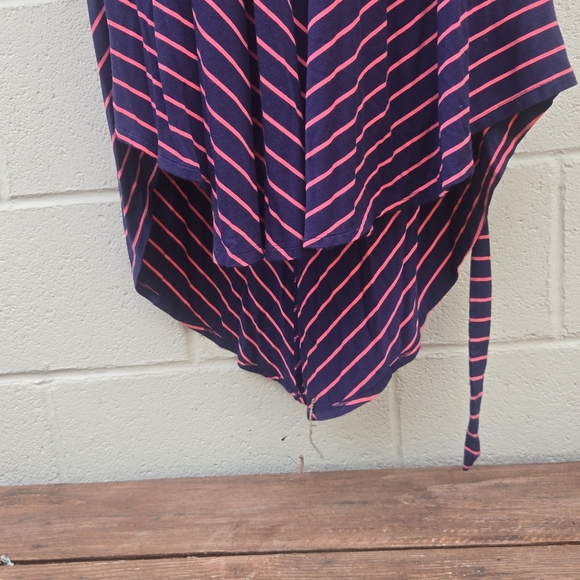 Ingrid & Isabel- Stripped- Maxi- Maternity Dress- V-Cut Bottom- Size Medium - Picture 10 of 16